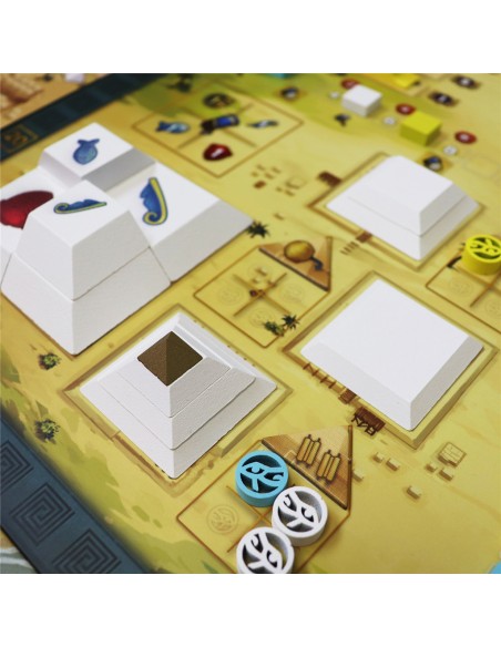 Men Nefer de Ludonova.