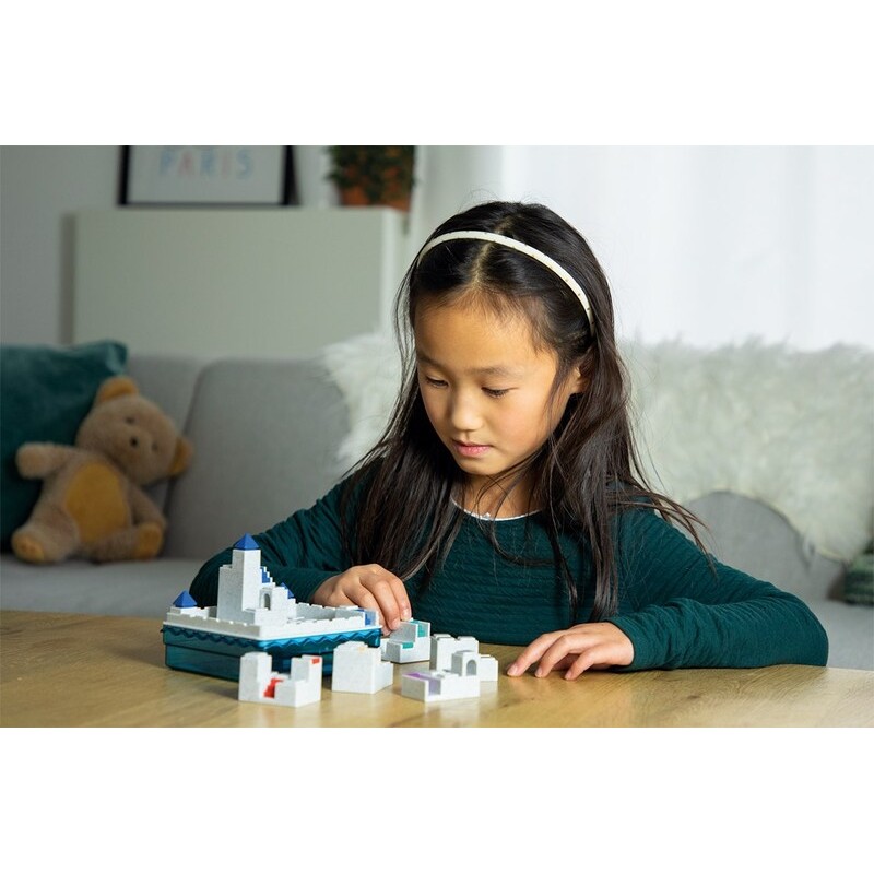 Escapa de Atlantis es un juego de lógica individual editado por Smart Games