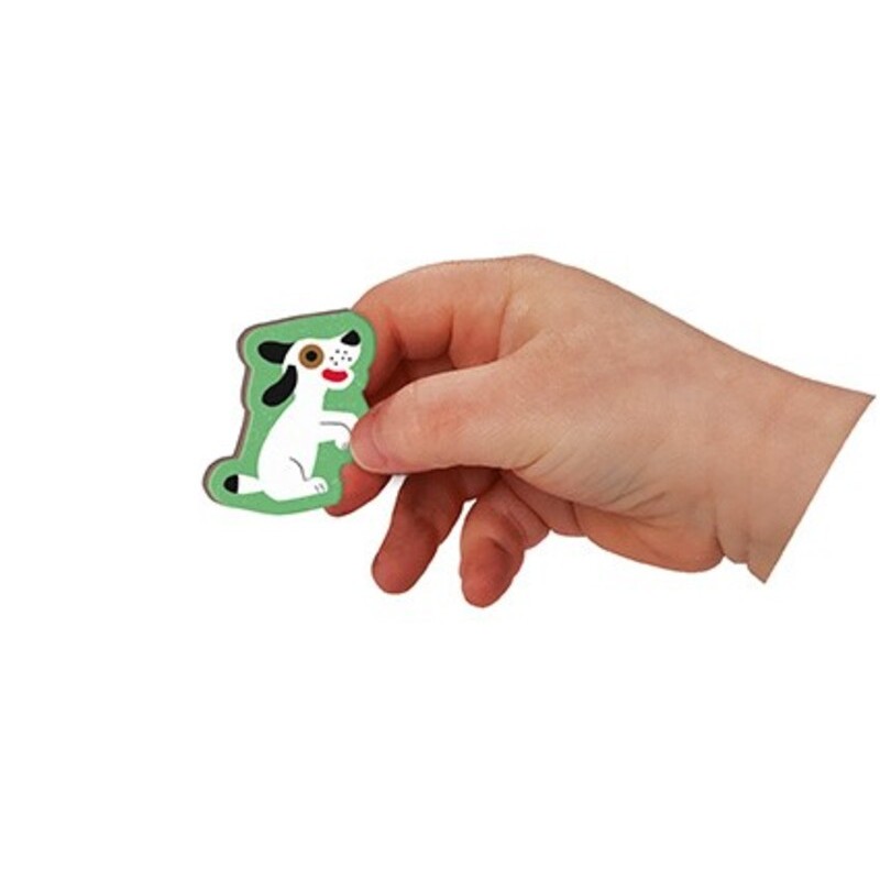 MAGNETIBOOK PRINCESAS es un divertido juego magnético para niños, editado por Janod