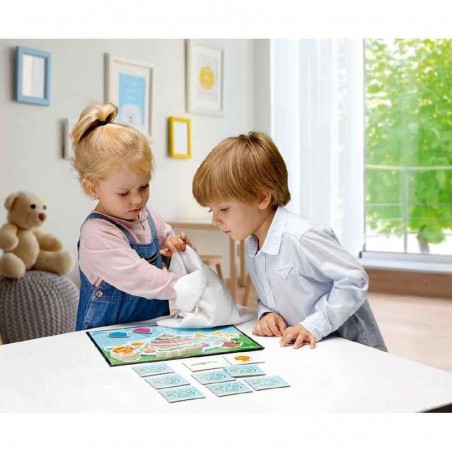 Tom´s Party es un juego cooperativo para niños pequeños de la editorial Cayro