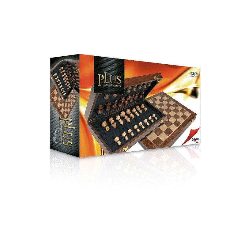 Un ajedrez plegable en madera de gran calidad y belleza fabricado por Cayro