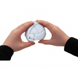 Morphs Egg es un cubo 3x3 que se le ha dado forma de huevo para que sea más difícil 2