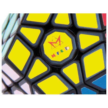 Megaminx es un rompecabezas para jugar en solitario de RecenToys