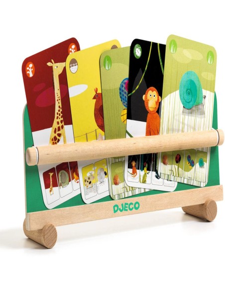 Con el porta cartas de Djeco los más pequeños podrán ver y sujetar las cartas fácilmente