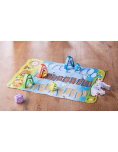 ¡Vamos vamos pingüino! es un juego para iniciar en el mundo de los juegos de mesa a los más pequeños. 2