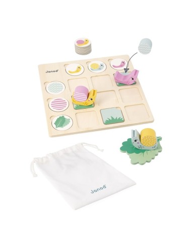 Este bonito tablero de doble entrada, editado por Janod, es ideal para que los más pequeños desarrollen la lógica.