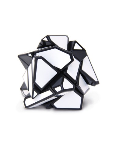 Ghost Cube es un cubo de gran dificultad de la marca Recenttoys.