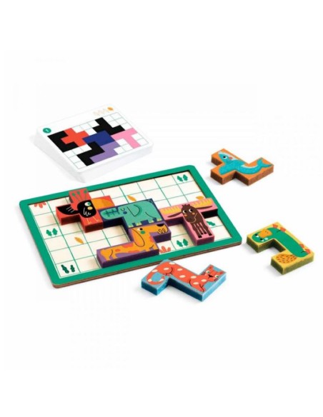 Pentamino Sologic es un juego de lógica con componentes de madera de la editorial Djeco.