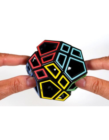 Hollow Skeb ultimate es un nuevo cubo de Recenttoys.