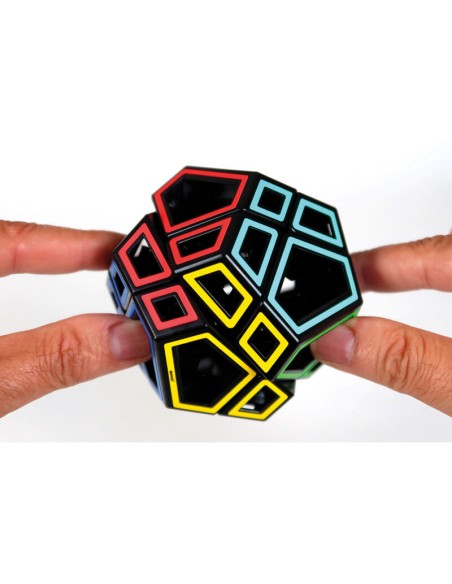 Hollow Skeb ultimate es un nuevo cubo de Recenttoys.