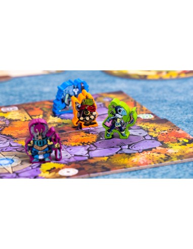 Exploradores de los Bosques es un juego familiar de mazmorreo editado por Tranjis Games.