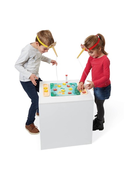 Pic Pic juego de pesca es un juego de habilidad para dos jugadores fabricado por Janod.