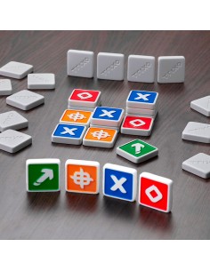 Trixo es un juego abstracto de estrategia de la editorial FlexiQ. 2