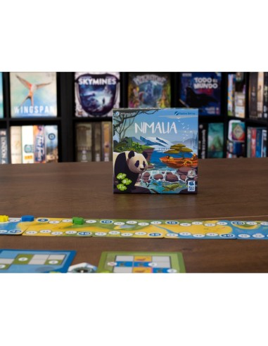 Nimalia es un juego familiar de con mecánica de draft. Editado por Maldito Games.