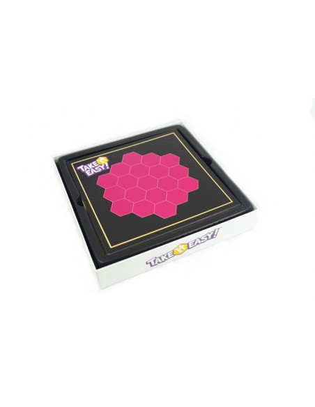 Take it Easy! es un juego abstracto de losetas editado por Zacatrus.