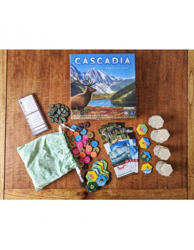 Cascadia es un juego de losetas de la editorial Delirium Games.