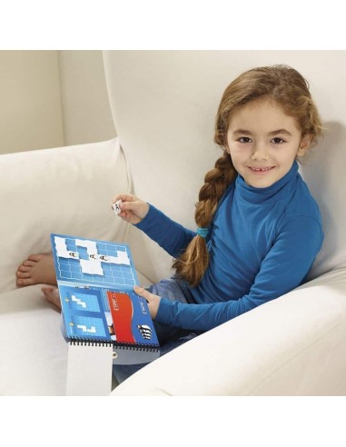 PENGUINS PARADE es un juego de lógica de Smart Games.