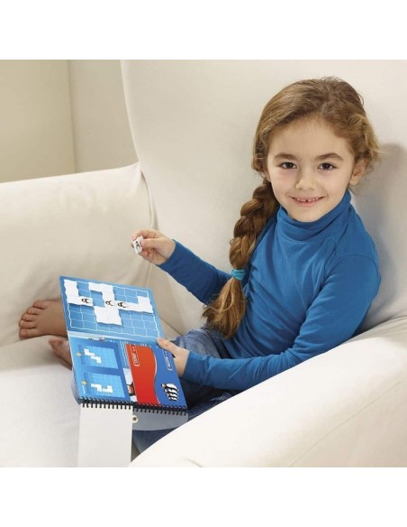 PENGUINS PARADE es un juego de lógica de Smart Games.