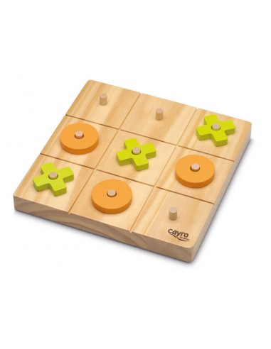 Tic Tac Toe es un tres en raya de madera de Cayro.
