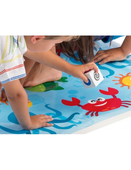 Crisscross es un juego de habilidad de Cayro.