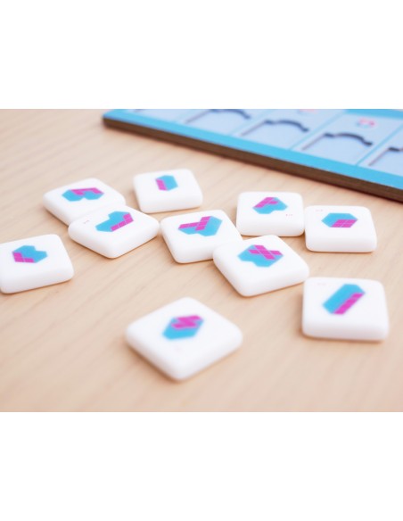 Number Drop es un jugo de roll & Write de Maldito Games.