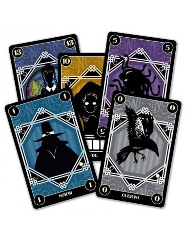 Miércoles: Criaturas y Excluidos es un juego de cartas de SD Games.