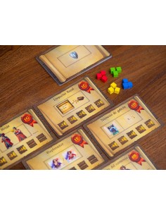 Port Royal Big Box es un divertido juego de tentar la suerte editado en España por TCG Factory 2